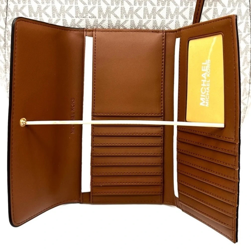 Michael Kors Large Jet Set Travel Chain Shoulder Bag & Trifold Wallet Vanilla - Picture 13 of 14